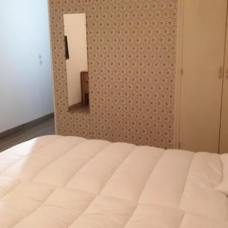 Au Pied Des Thermes Apartment *